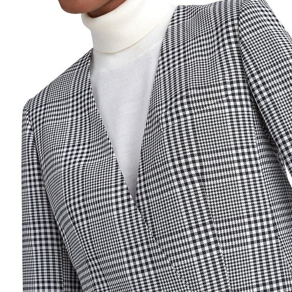 Plaid Double-Breasted Blazer - Picture 5 of 11